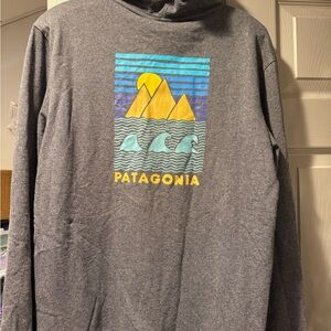 Patagonia Medium CharcoalGray Hoodie with Blue and Yellow Graphic